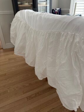 King sizeWhite Ruffled Bed Skirt - Classic Layered Design